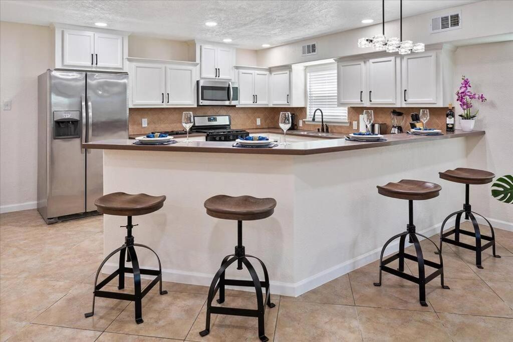 Lucky House - Tranquility In The Middle Of Houston - Tv In Every Room - 300 M2 Luaran gambar